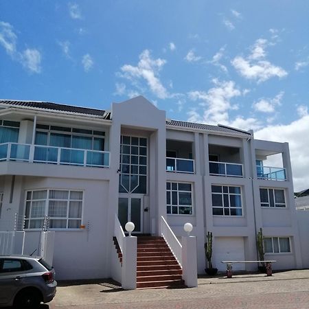 A Villa De Mer Guesthouse Port Alfred Exterior photo