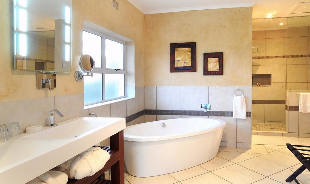 A Villa De Mer Guesthouse Port Alfred Room photo